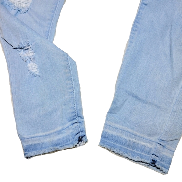 🎉 LAST CHANCE! 🎉 AEO Light Wash Distressed Jegging High Rise Size 4 Short - Picture 4 of 9